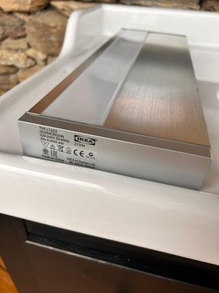 Mobile bagno con lavabo e specchio