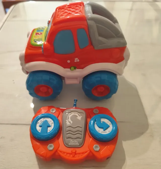 Coche Volteretas Clementoni