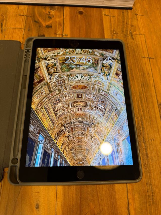 iPad 7ª Gen Grigio Siderale