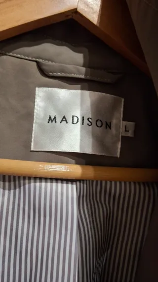 Gabardina verde oliva