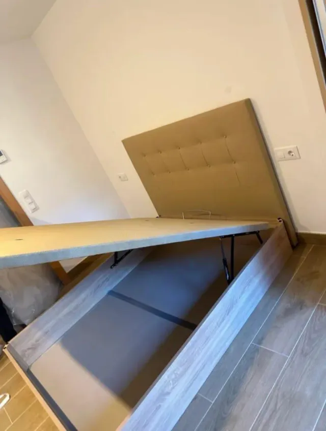 Canapé abatible con colchónes viscoelástica