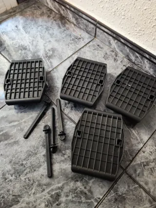 Soporte caravana 4 bases