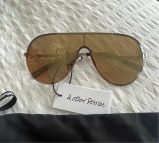 Gafas de sol & Other Stories marrones y doradas