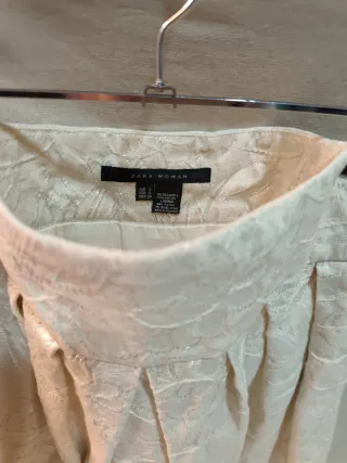 Falda A Beige/Plata para Eventos.