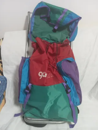 Mochila de acampada con espaldar rígido
