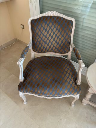 Juego 2 Sillas y Mesa Auxiliar