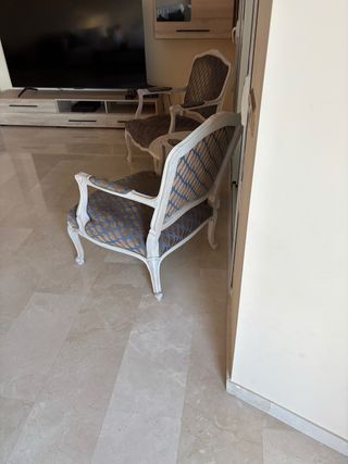 Juego 2 Sillas y Mesa Auxiliar