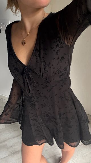 Vestido Malla Floral Urban Outfitters