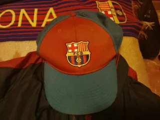 Lote FC Barcelona: Ropa y Accesorios.