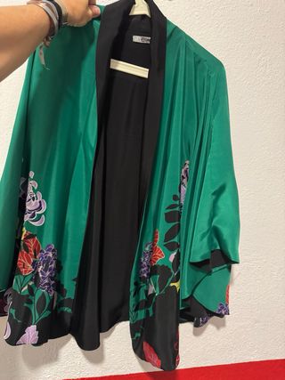 Kimono vestir stradivarius TM