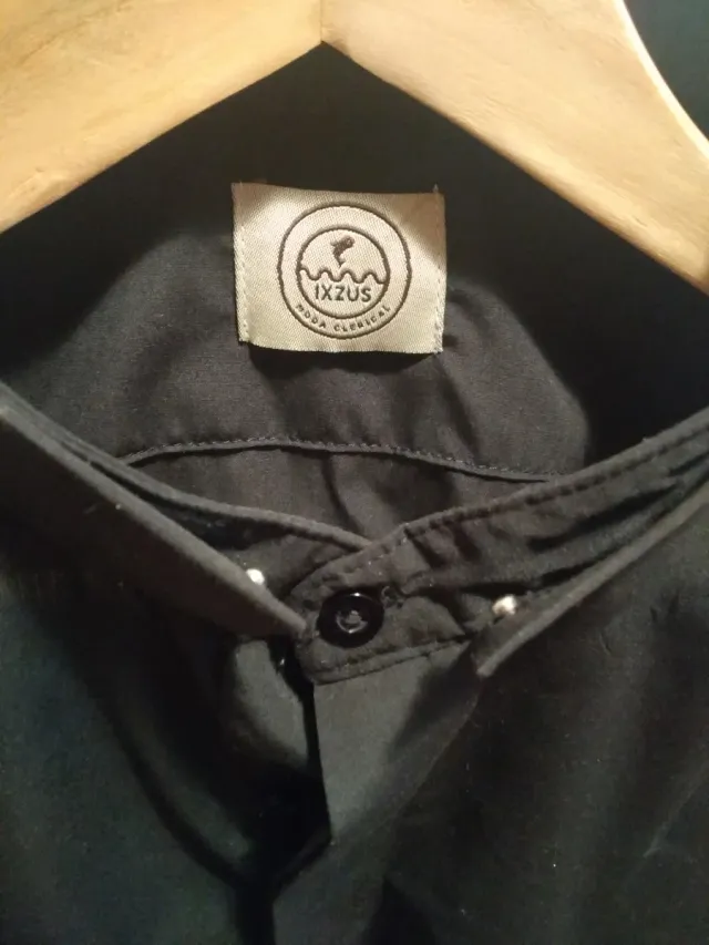 Camisa Negra Clerical cuello romano, gemelos, L