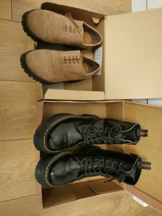 Botas negras con cordones y plataforma Brownie.