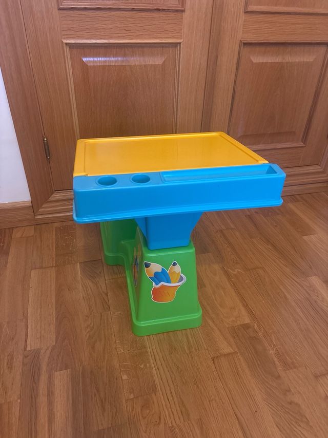 Pupitre infantil