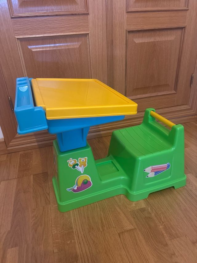 Pupitre infantil