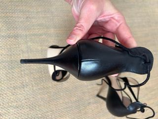 Sandalias piel negras Zara talla 39