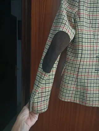 Chaqueta Lasserre cuadros beige, verde y rojo