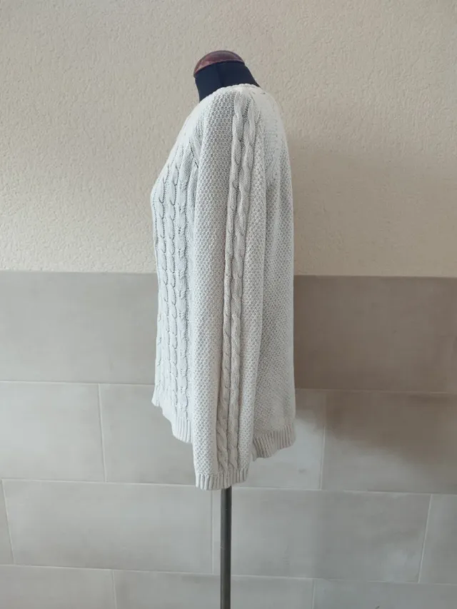 Jersey punto Stradivarius T. S.