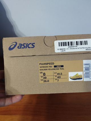 Asics FujiSpeed con placa de carbono