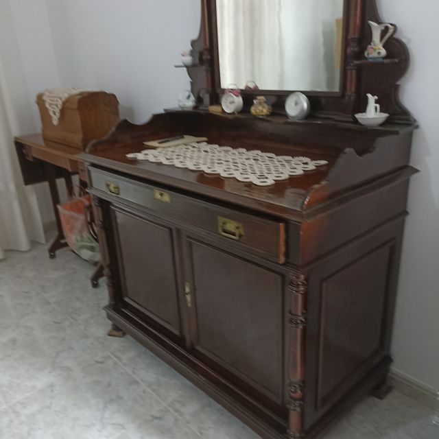 Aparador Cómoda Siglo XIX