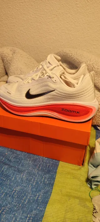 Nike Vomero Plus Talla 44