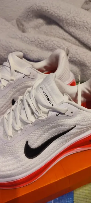 Nike Vomero Plus Talla 44