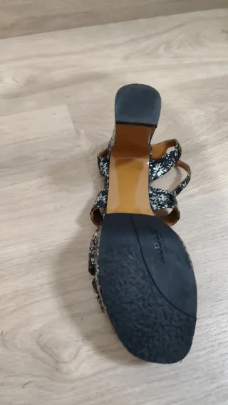 Sandalias de tacón marca audley london