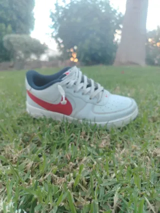 Nike Air Force 1 Low Talla 38 logo swoosh