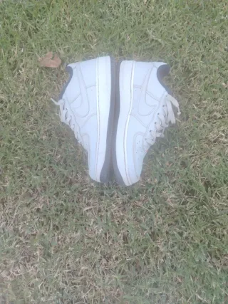 Nike Air Force 1 Low Talla 38 logo swoosh