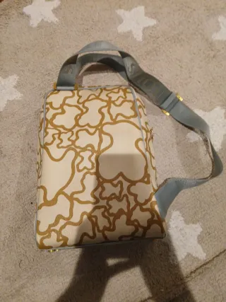 Mochila bandolera Tous beige y marrón