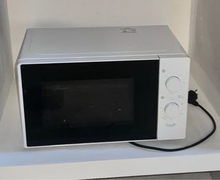 Microondas blanco en perfecto estado