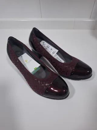 Zapatos Pitillos granate charol