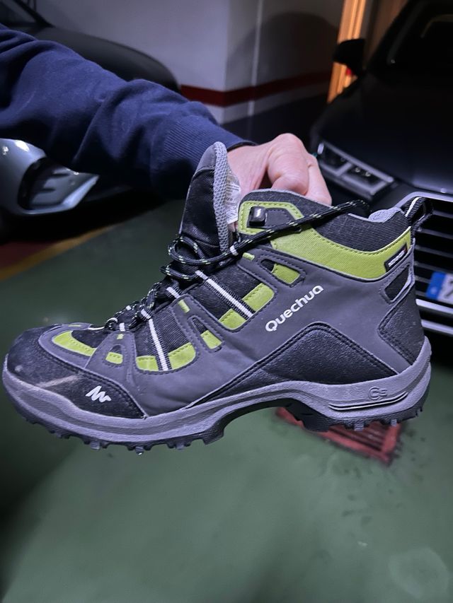 Botas Trekking Quechua Talla 42