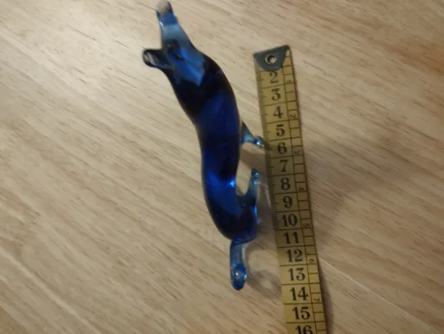 Figura perro cristal azul