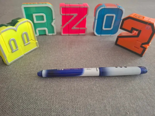 Letras convertibles en robots