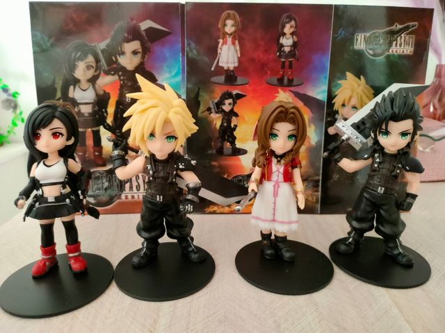 Figuras Final Fantasy VII