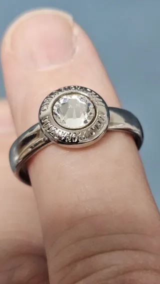 Anillo Carlo Pignatelli con circonita