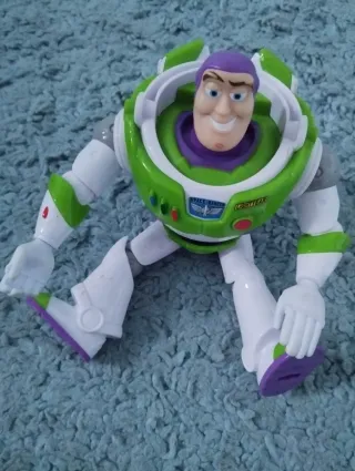 Figura Buzz Lightyear Toy Story. Altura 19cm