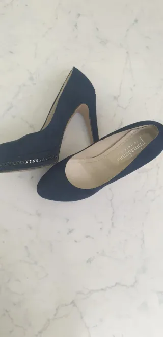 Scarpe con tacco blu