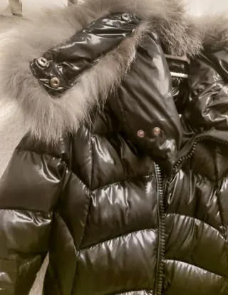 ANORAK FULMARUS CON CAPUCHA -Precio Negociable-