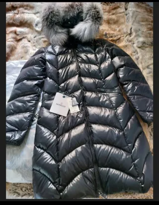 ANORAK FULMARUS CON CAPUCHA -Precio Negociable-