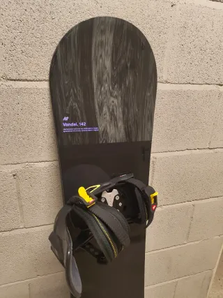 Preciosa Tabla de Snow K2 Vandal 142 + Fijaciones