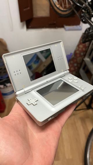 Nintendo DS Plata