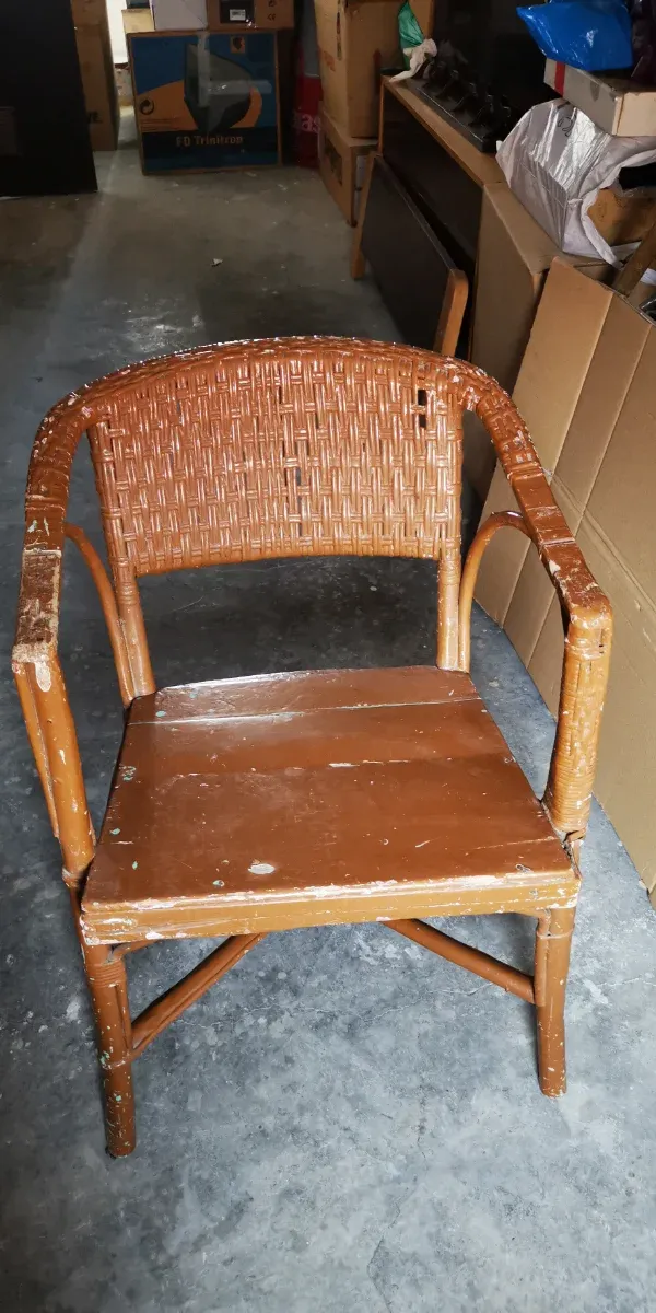 Sillón de caña de bambú rústico