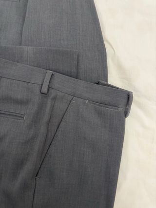 Traje de caballero gris marengo