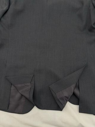 Traje de caballero gris marengo