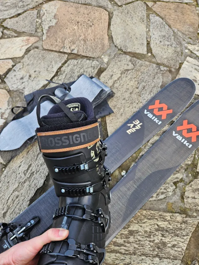 Equipo esquí travesia freeride Volkl Blaze 94