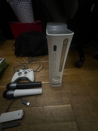 Xbox 360 Blanco + Accesorios