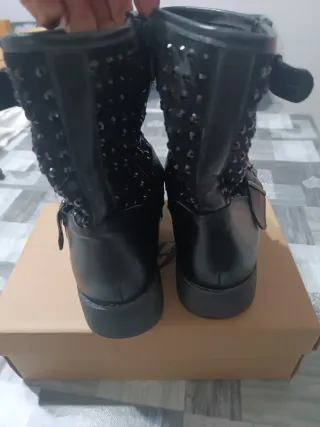 Stivali donna n.38 con borchie