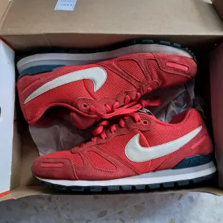 Nike Air Waffle Rojas Talla 44