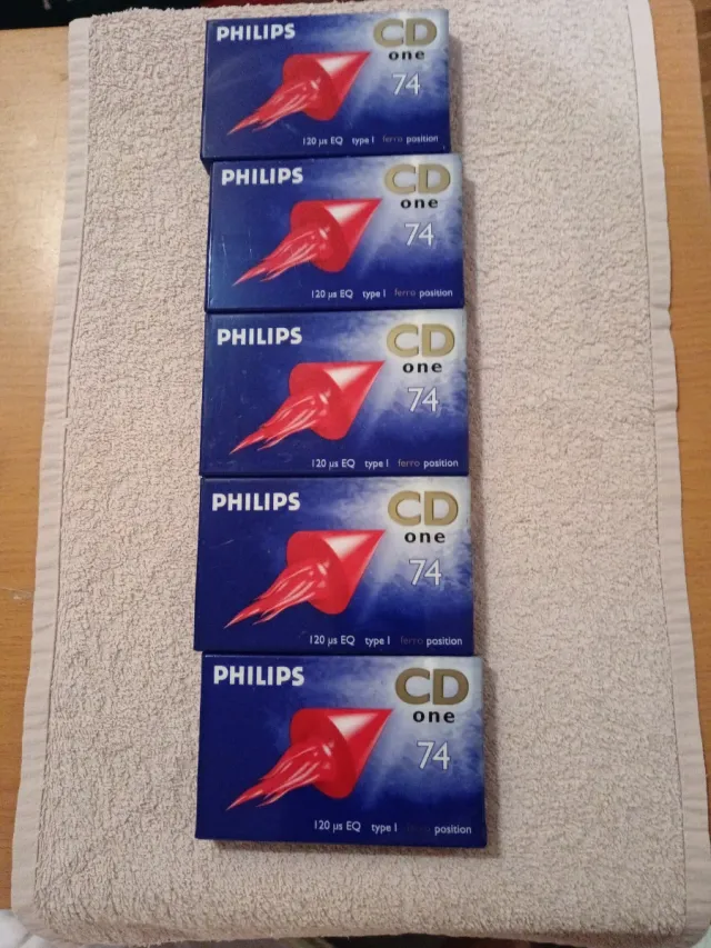 5 Cintas Cassette Philips CD One 74. Para grabar.